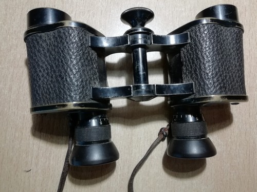 Kleines fernglas feldstecher - fernglas,